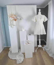 Load image into Gallery viewer, Bridal Preparation Room – Option 4 - HIRE ONLY

