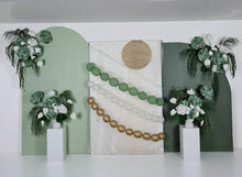 Load image into Gallery viewer, Popular Green &amp; white flowers Set up – Option 7 - HIRE ONLY
