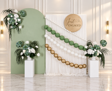 Load image into Gallery viewer, Popular Green &amp; white flowers Set up – Option 8 - HIRE ONLY

