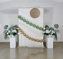 Load image into Gallery viewer, Popular Green &amp; white flowers Set up – Option 10 - HIRE ONLY
