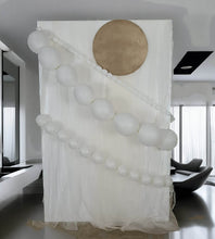 Load image into Gallery viewer, Rectangular backdrop w pearl strand balloons - HIRE ONLY
