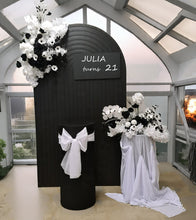 Load image into Gallery viewer, Black ripple arch, 2 x flowers &amp; 2 x plinths - HIRE ONLY
