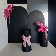 Load image into Gallery viewer, Black &amp; pink package - 2 x black arch, 2 x flowers &amp; 2 x plinths - HIRE ONLY
