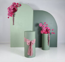 Load image into Gallery viewer, Green &amp; pink package – 2 x arch, 2 x flowers &amp; 2 x plinths - HIRE ONLY
