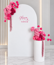Load image into Gallery viewer, Pink package – Single arch, 2 x flowers, 1 x plinth - HIRE ONLY
