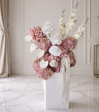 Load image into Gallery viewer, Dusty blush pink &amp; White Flower arrangement - HIRE ONLY
