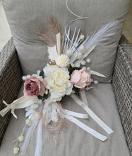 Load image into Gallery viewer, Boho blush romantic easel flowers - HIRE ONLY
