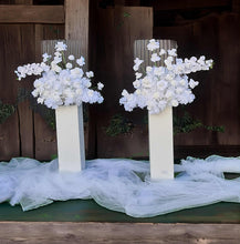 Load image into Gallery viewer, White floor / plinth flowers LARGE – 4 available - HIRE ONLY
