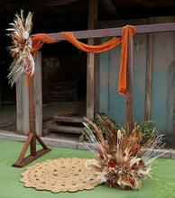 Load image into Gallery viewer, Rustic everlasting flowers &amp; wooden arbour – Option 2 - HIRE ONLY
