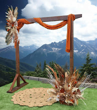 Load image into Gallery viewer, Rustic everlasting flowers &amp; wooden arbour – Option 2 - HIRE ONLY
