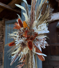 Load image into Gallery viewer, Rustic everlasting flowers &amp; Boho backdrop – Option 4 - HIRE ONLY
