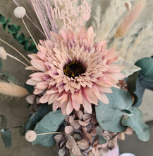 Load image into Gallery viewer, Mother's day everlasting flowers - Dusty Pink &amp; green

