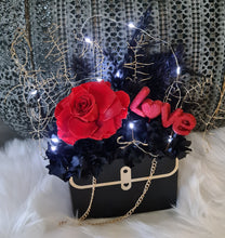 Load image into Gallery viewer, Elegant &amp; sophisticated preserved red rose in bag – Style 2
