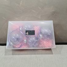 Load image into Gallery viewer, Set of 4 Preserved Flowers Christmas baubles in Purple
