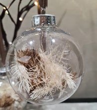 Load image into Gallery viewer, Set of 4 Preserved Flowers Christmas baubles in earth colours
