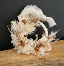 Load image into Gallery viewer, Preserved flowers Mini Christmas wreath – XMAS17
