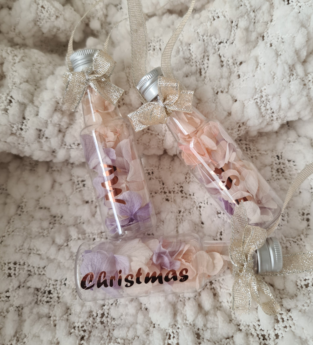 My 1st Christmas baby gift – set of 3 preserved flowers bottles – XMAS56