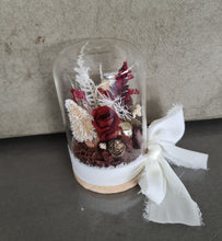 Load image into Gallery viewer, Preserved flowers Mini Christmas glass dome – Mini rose
