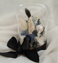 Load image into Gallery viewer, Mini Preserved flowers Xmas dome with glitter bauble – Blue, black &amp; white
