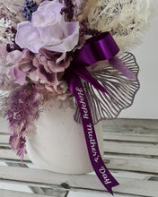 Load image into Gallery viewer, Dusty purple violet preserved flowers - MOT11
