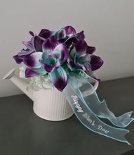 Load image into Gallery viewer, Singapore orchids in water can - MOT12
