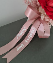 Load image into Gallery viewer, Preserved red rose with blush &amp; lights - MOT14
