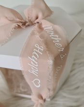 Load image into Gallery viewer, Mini preserved rose nude &amp; blush dome with gift box &amp; ribbon - MOT16
