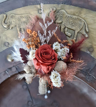 Load image into Gallery viewer, 5 x Rustic style buttonholes with mini preserved roses
