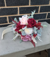 Load image into Gallery viewer, X - Bridesmaids bouquets burgundy &amp; mauve colour
