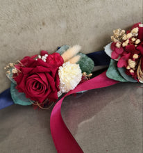 Load image into Gallery viewer, Mother&#39;s corsages in wine red colour
