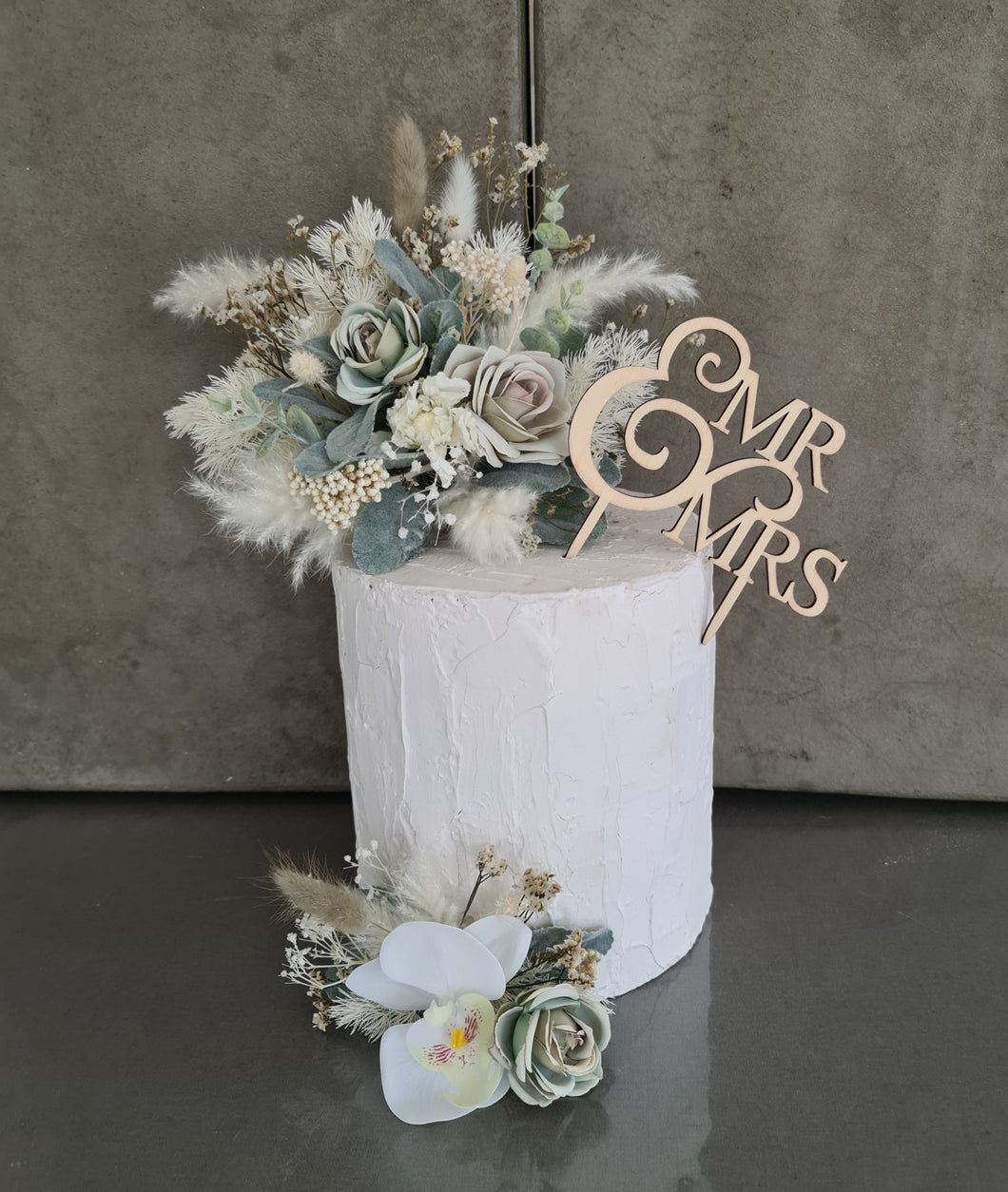 Wedding cake flowers topper in green & white