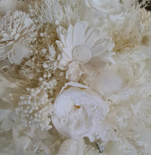 Load image into Gallery viewer, Bridal bouquet fully preserved Large
