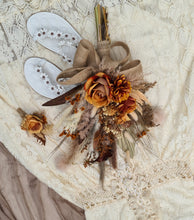 Load image into Gallery viewer, Rustic style bridal &amp; bridesmaids bouquets
