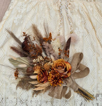 Load image into Gallery viewer, Rustic style bridal &amp; bridesmaids bouquets
