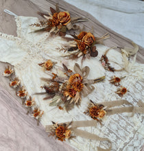 Load image into Gallery viewer, Rustic style bridal &amp; bridesmaids bouquets
