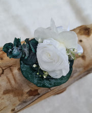 Load image into Gallery viewer, Green &amp; white preserved buttonholes w mini preserved roses

