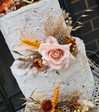 Load image into Gallery viewer, 3 x cake flowers for wedding cake - rustic style
