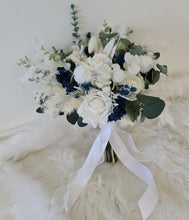 Load image into Gallery viewer, Winter style bridal bouquet &amp; buttonhole
