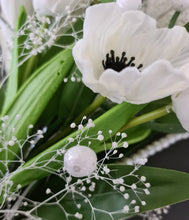 Load image into Gallery viewer, Real touch &amp; preserved circle shape bouquet
