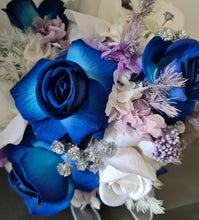 Load image into Gallery viewer, Bridesmaids bouquets - purple &amp; blue

