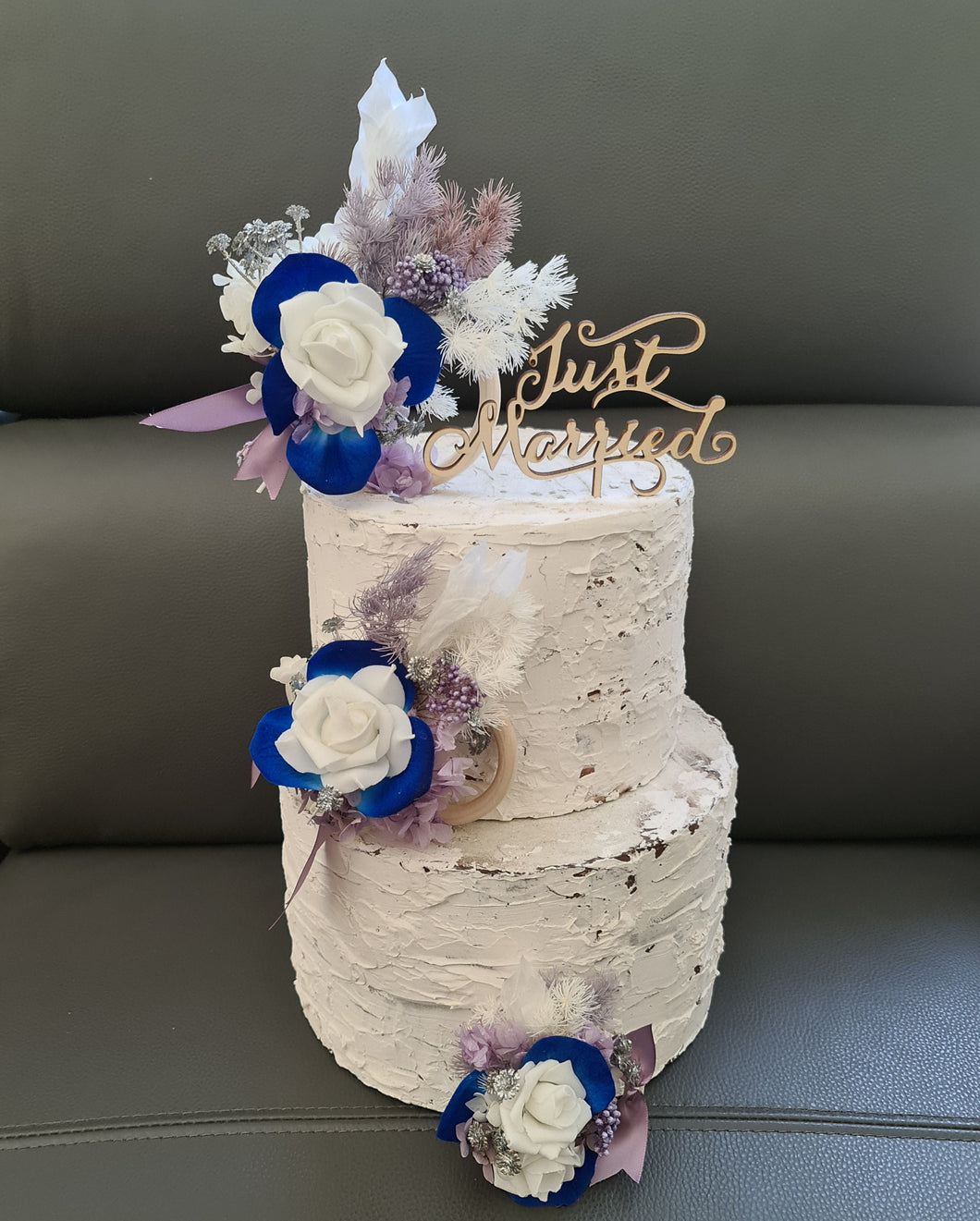 Cake ring - cake decor in blue & purple