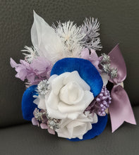 Load image into Gallery viewer, Cake ring - cake decor in blue &amp; purple

