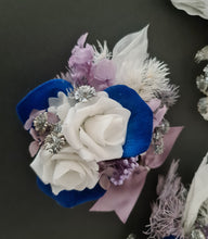 Load image into Gallery viewer, Cake ring - cake decor in blue &amp; purple
