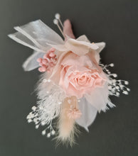 Load image into Gallery viewer, Boho blush mini preserved rose groom&#39;s buttonhole
