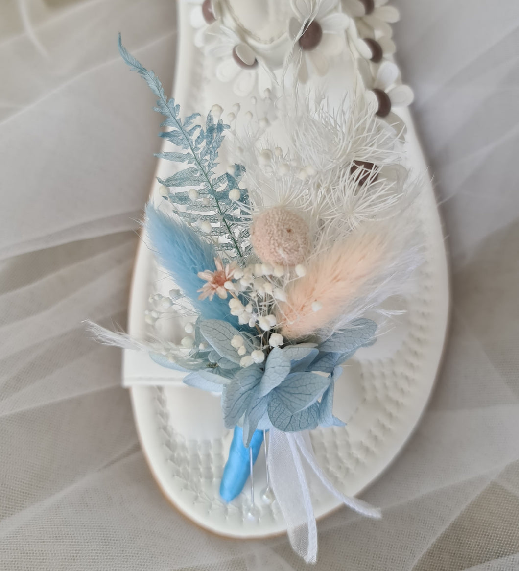 Boho blush & blue preserved flowers buttonholes