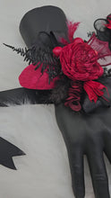 Load and play video in Gallery viewer, Burgundy black everlasting flowers corsage &amp; boutonniere set - School formal, prom, graduation, wedding
