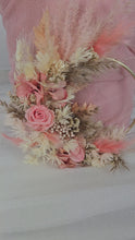 Load and play video in Gallery viewer, Peach neutral everlasting flowers cake hoop topper - 5 inch
