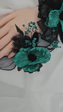 Load and play video in Gallery viewer, Emerald black corsage &amp; buttonhole set - School formal, prom, graduation, wedding
