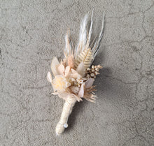 Load image into Gallery viewer, Boho style corsage &amp; matching buttonhole
