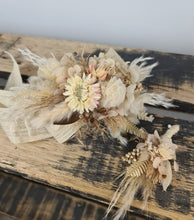 Load image into Gallery viewer, Boho style corsage &amp; matching buttonhole
